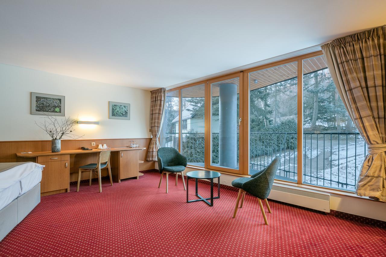 Hotel Ostrov Tisa Exterior photo